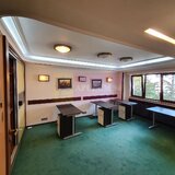 Apartament cu 3 camere de vanzare in Campina - Zona ultracentrala